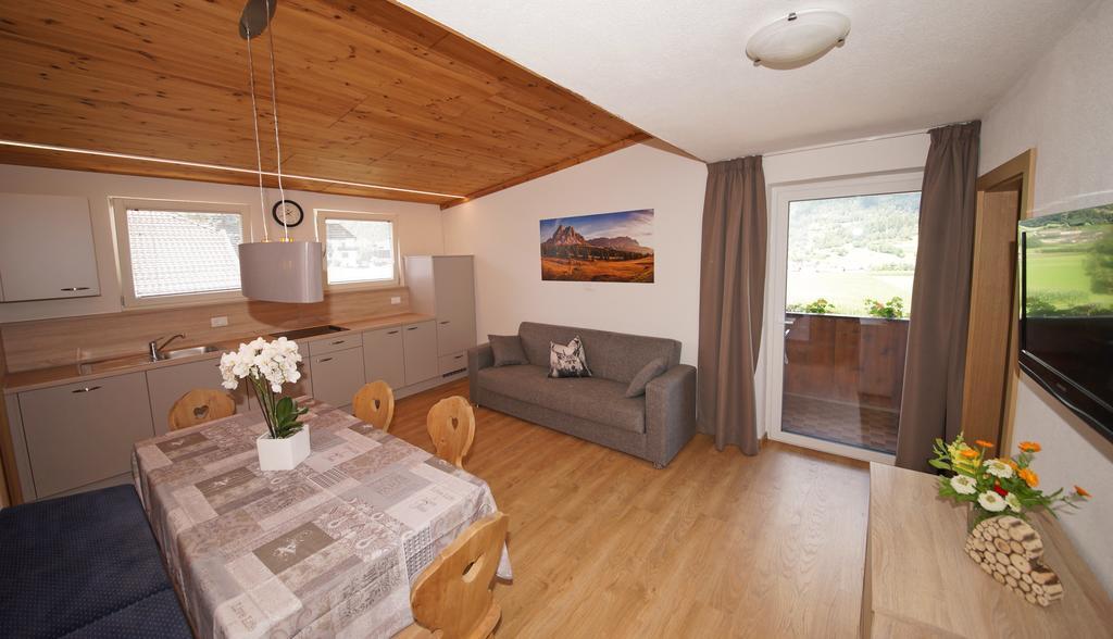 Appartements Tirol Сан-Лоренцо-ди-Себато Экстерьер фото